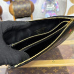 LV x TM Coussin BB M13232 Black